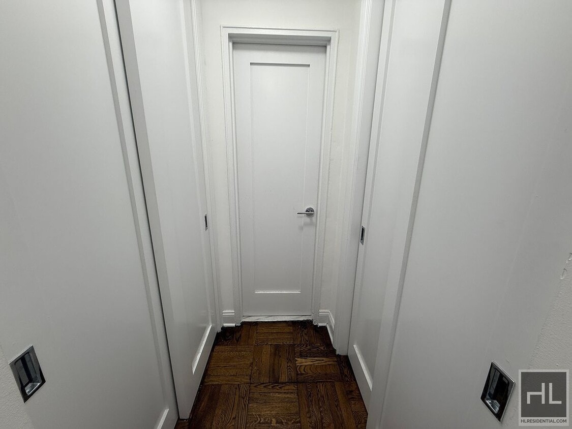 Building Photo - EAST 35 STREET