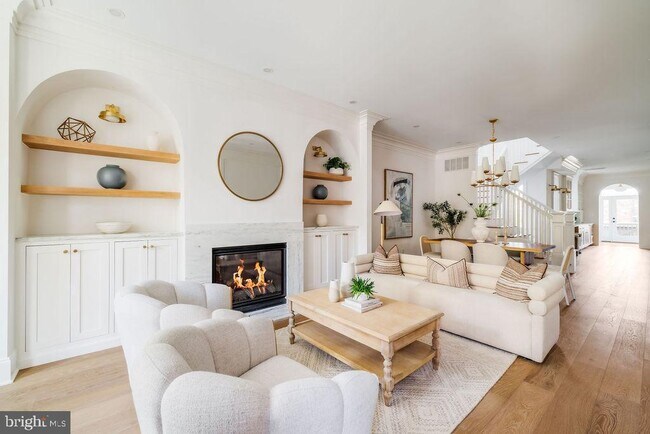 Foto del edificio - 2460 Ontario Rd NW