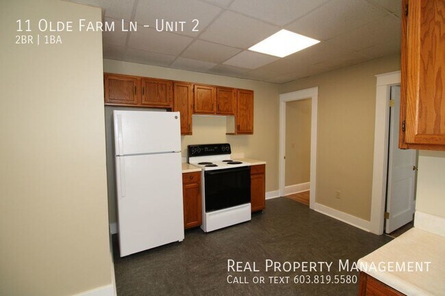 Building Photo - First Floor 2 Bedroom + Office with Heat I...