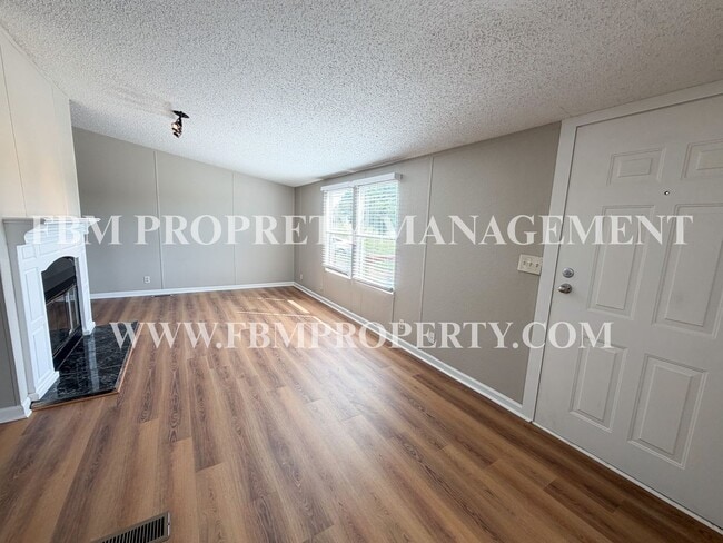 Foto del edificio - 135 SE County Rd 3144