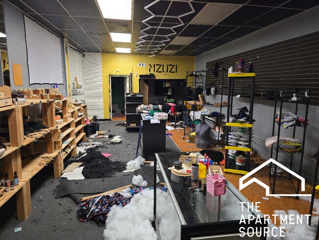 Foto del edificio - 5459 W Chicago Ave