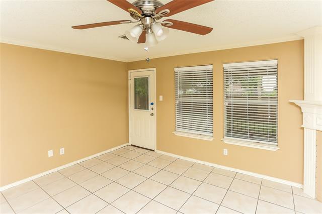 Building Photo - 7902 Modesto Dr