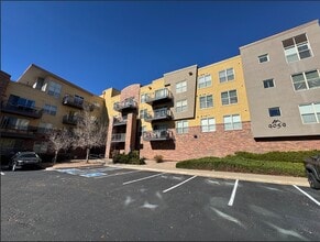 Building Photo - 9059 E Panorama Cir