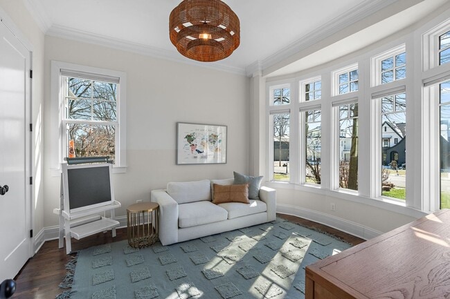 Building Photo - Luxury 12 South Living! $13,000 per month lease. 6 Bed 6 Bath with Great Outdoor Space and Bonus ...