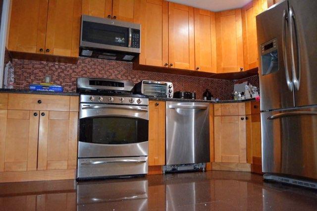 Foto del edificio - 163 Seneca Ave