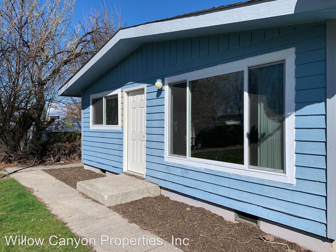 Primary Photo - 1224 SW Murray St