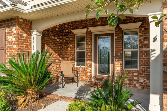 Foto del edificio - Beautiful 4 Bed / 2.5 Bath Home in Duggan ...