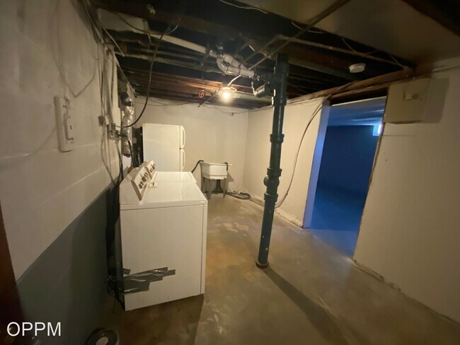 Foto del edificio - 2 br, 1 bath House - 4220 Camden
