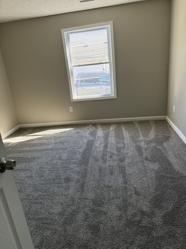 Building Photo - 1943 McDonald Ave