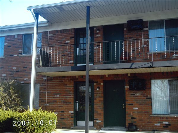 Foto del edificio - 2241 Woodward Hts