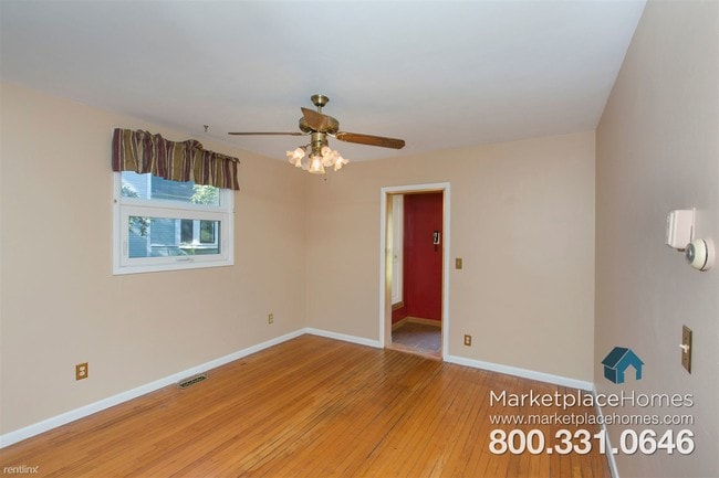 Building Photo - 244 W Ridgeland Ave