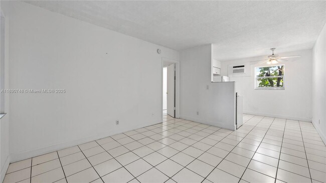 Foto del edificio - 400 SE 31st St