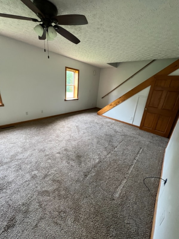 Building Photo - 493 Brookside Dr