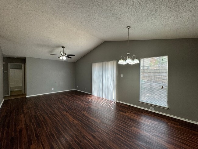 Building Photo - Hambledon