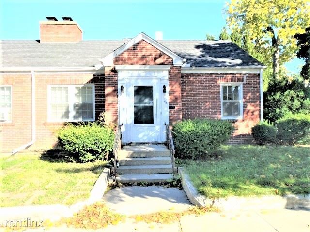 Primary Photo - 1 br, 1 bath Duplex - 102 N Center St