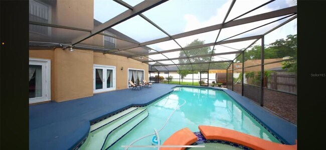 Foto del edificio - 7846 Snowberry Cir