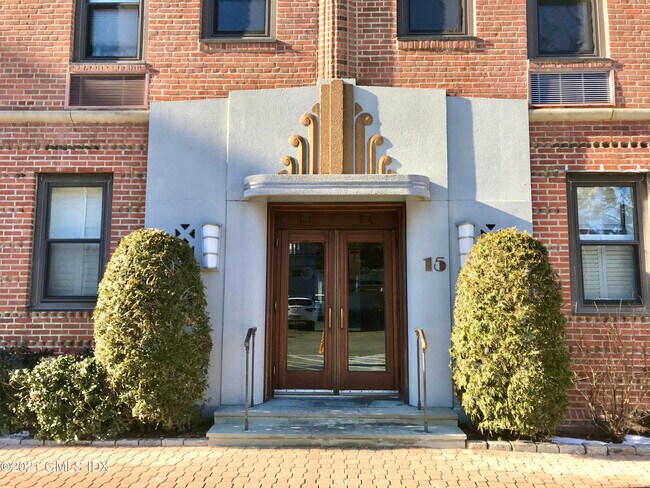 Building Photo - 15 Lafayette Ct