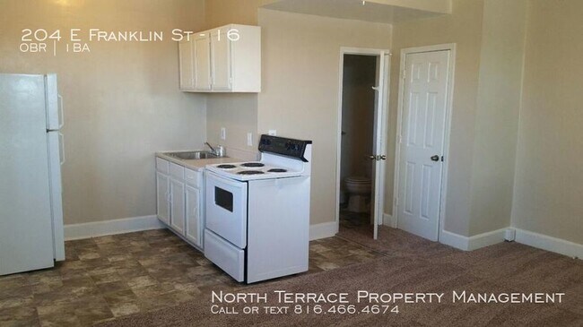 Building Photo - 204 E Franklin St - Studio