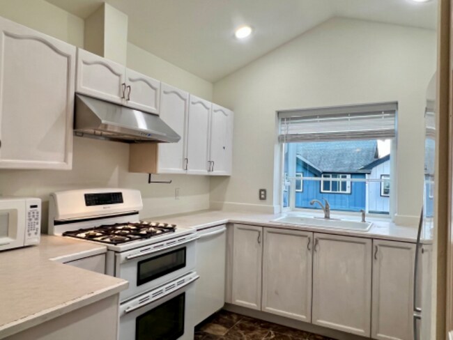 Foto del edificio - 22715 4th Ave W