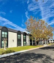 Building Photo - 3909 W Cleveland St