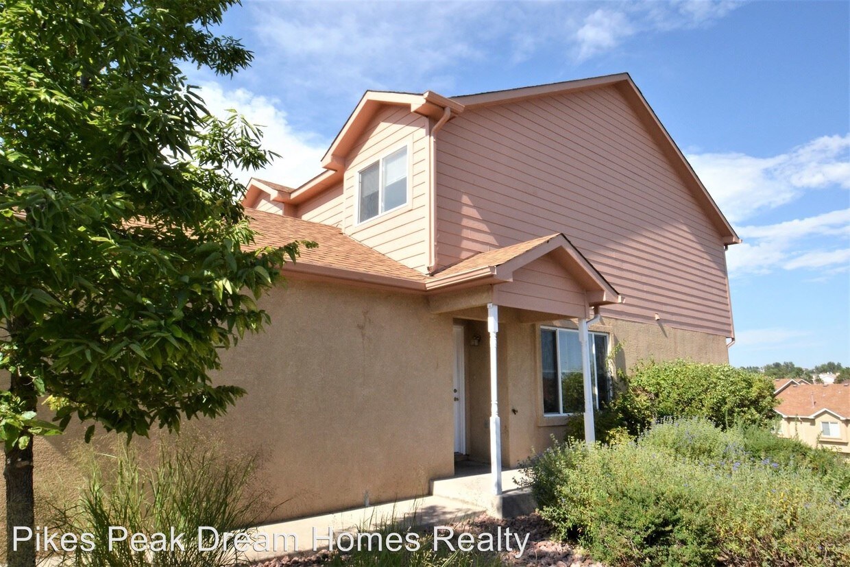 Primary Photo - 7865 Antelope Ridge Point