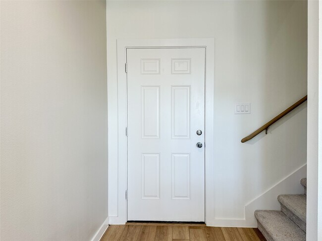Building Photo - 2710 Discovery Trails Ct