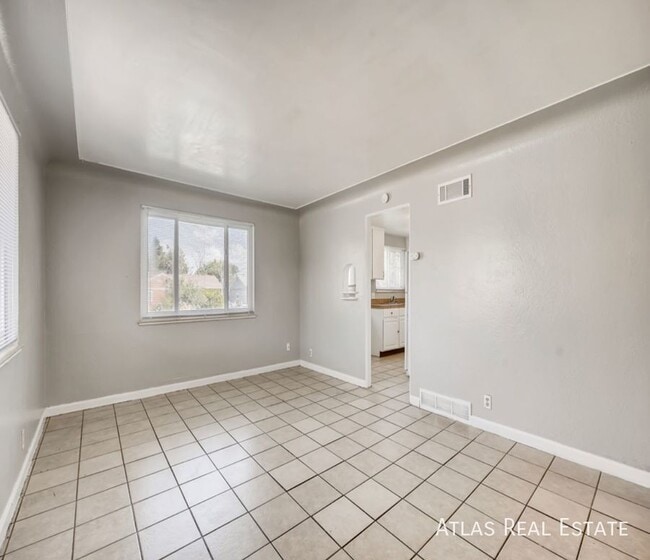 Photo - 1387 Lansing St Apartment