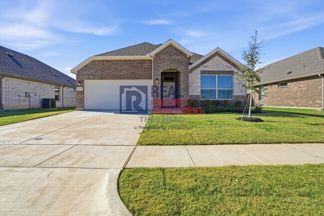 Foto del edificio - Stylish Open-Concept 4-Bedroom Home with Smart Interior Flow