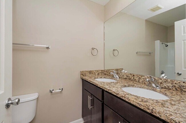 Foto del edificio - 6173 Brookwood Dr