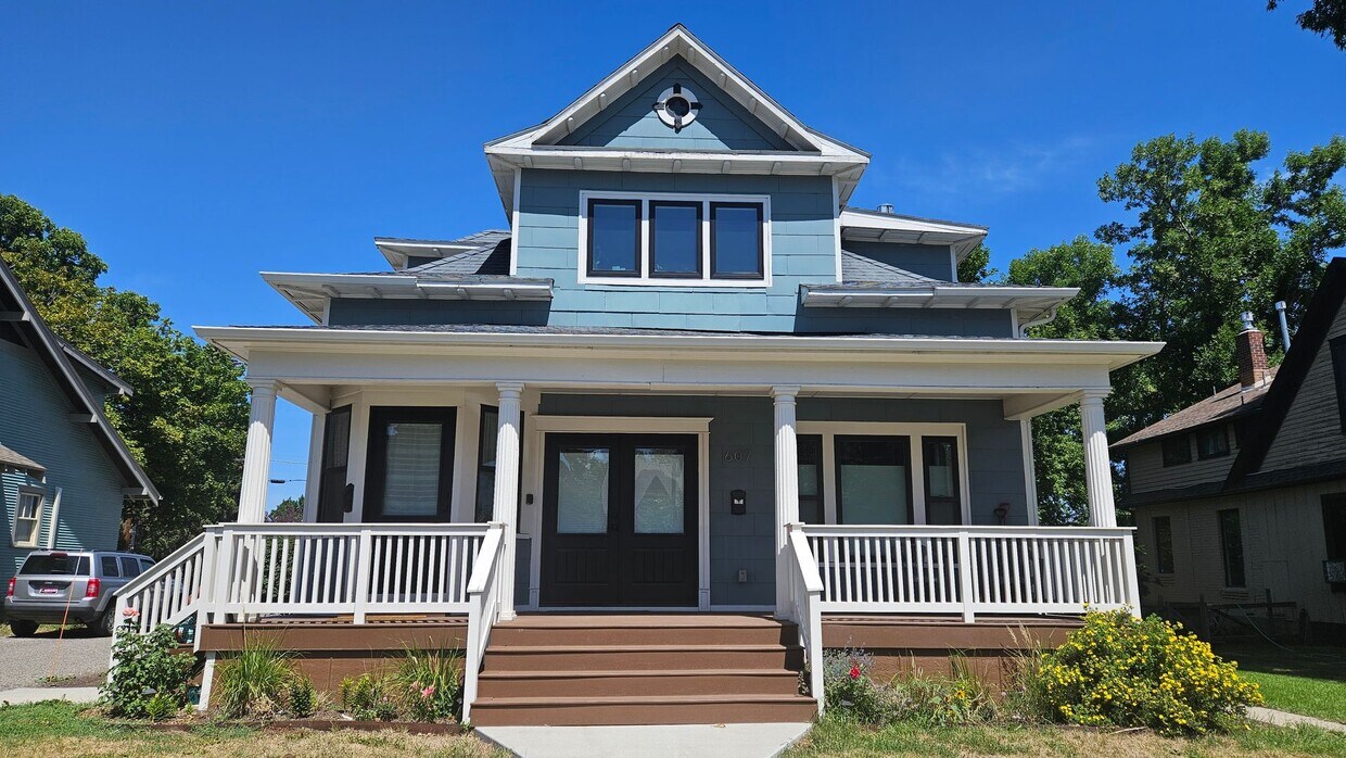 Foto principal - 2 Bed 1 Bath in Bozeman