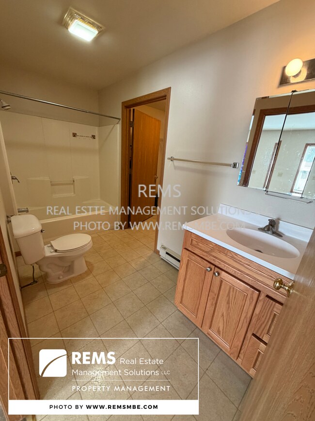 Foto del edificio - 703 4th St