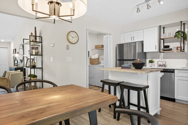 Foto del edificio - Concord Place Apartments