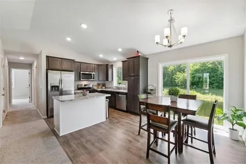 Foto del edificio - 353 66th St SW
