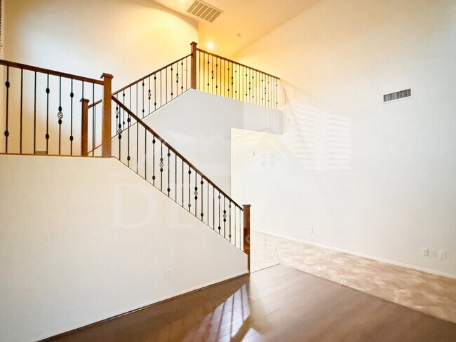 Foto del edificio - 144 S 108th Dr