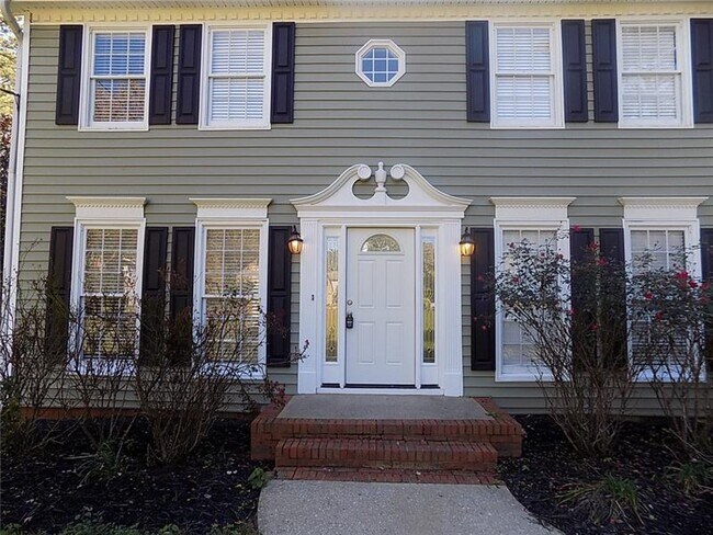 Building Photo - 2653 Ashworth Cir