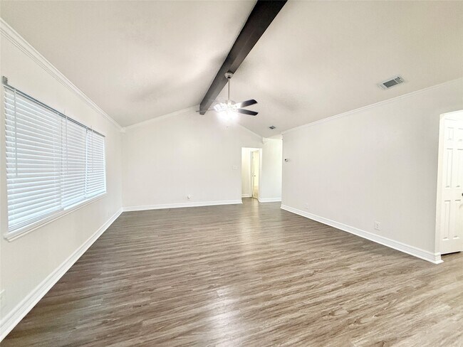 Foto del edificio - 477 Oyster Creek Ct