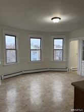 Building Photo - 18 Carmody St