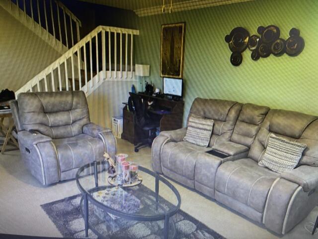 Building Photo - 107 Buttonwood Ln