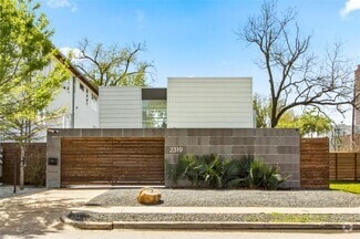 Building Photo - 2319 N Carroll Ave