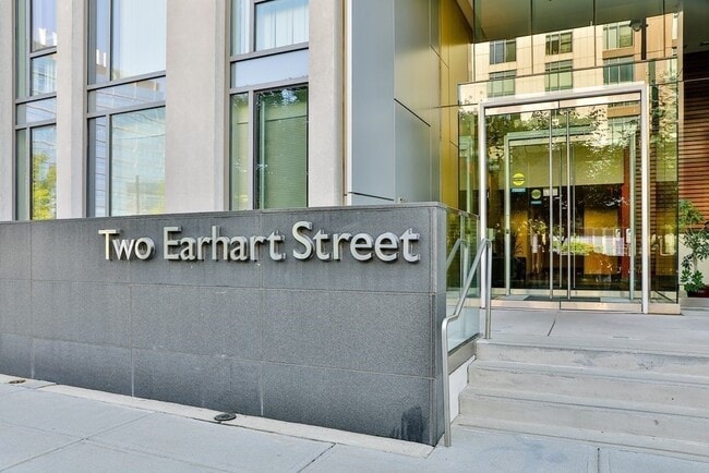 Building Photo - 2 Earhart St