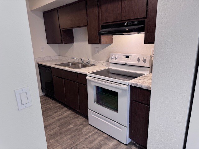 Foto del edificio - 7602 N 61st Ave