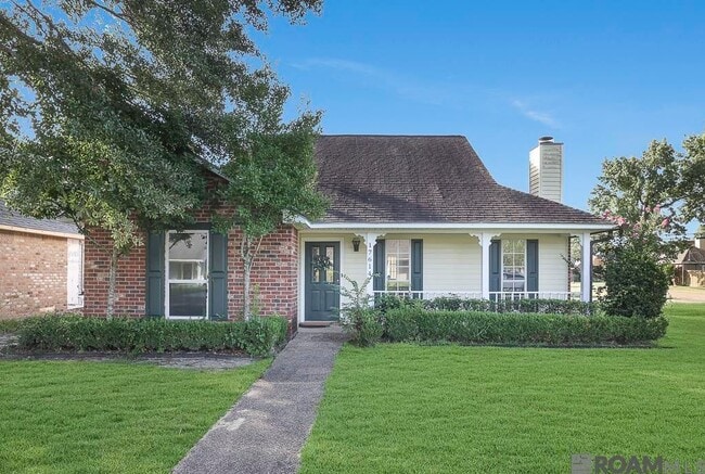 Building Photo - 17614 Sugar Mill Ave