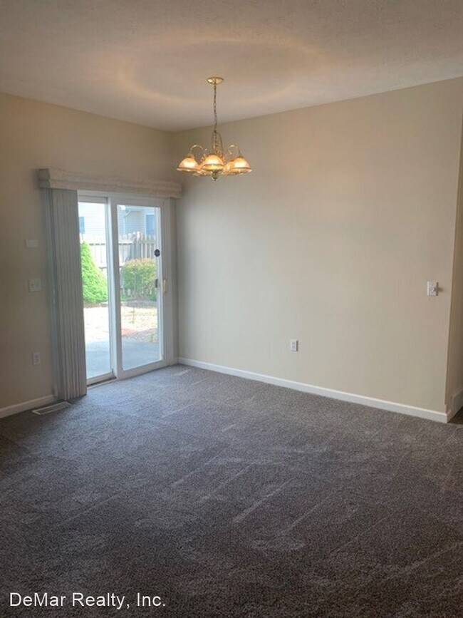 Foto del edificio - 2 br, 2 bath House - 603 S. Raccoon Rd Unit 3