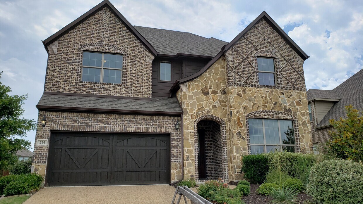 214 Calvert Dr, Midlothian, TX 76065 House Rental in Midlothian, TX