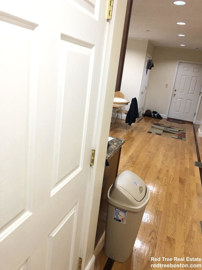 Photo - 207 Hillside St Apartment