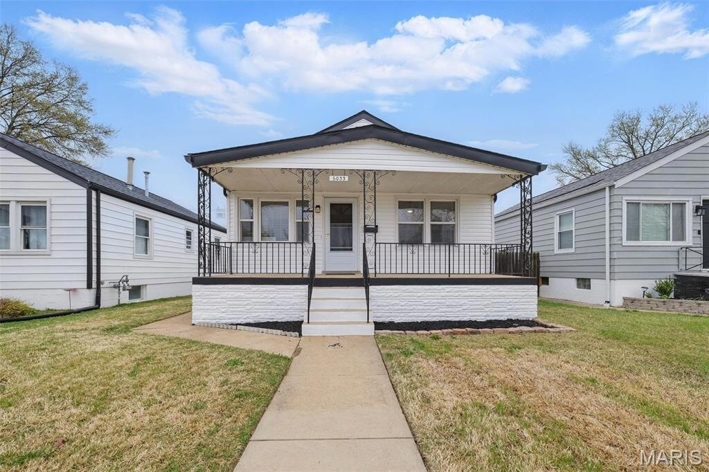 Foto principal - 6033 Fyler Ave