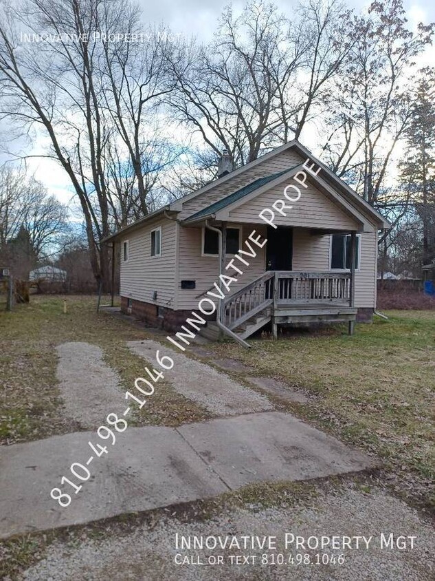 Primary Photo - Wonderful 2 bedroom home, spacious yard!