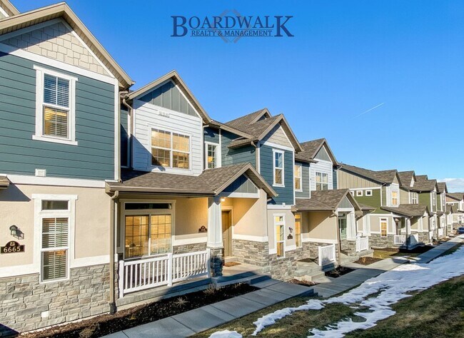 Foto del edificio - Beautiful 4 bedroom Townhome in West Valley!