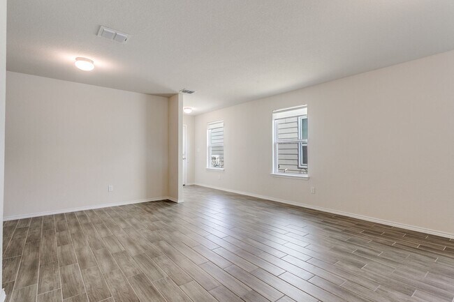 Foto del edificio - Beautiful 3 - Bedroom One Story Home in Davis Ranch Community