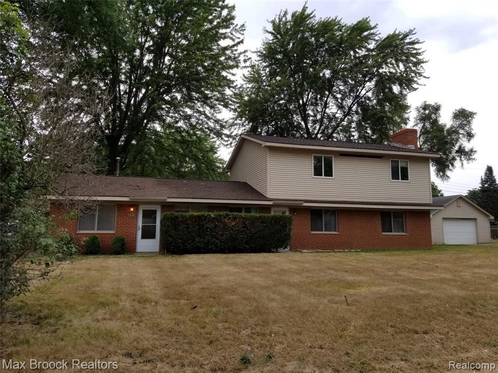229 Fairmount St, Whitmore Lake, MI 48189 House for Rent in Whitmore